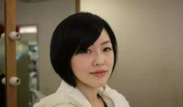 三线吃瓜娱乐圈微博,娱乐圈三线明星的瓜田奇遇记